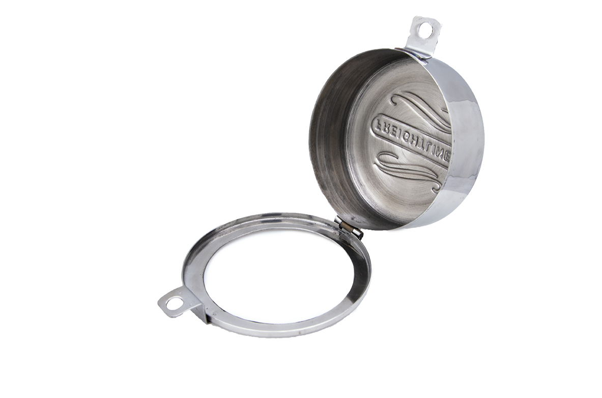 Sobretapa de Seguridad Combustible en Acero Inox. - FREIGHLINER