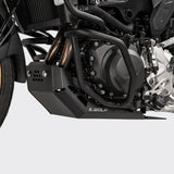 Protector de cárter S-WOLF para BMW F900GS instalado, vista lateral