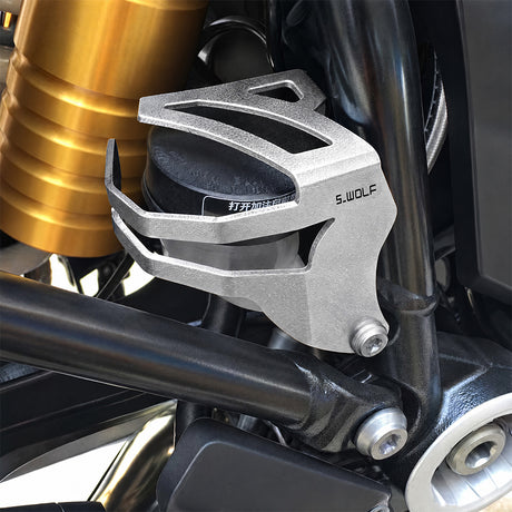 Protector de amortiguador trasero instalado en BMW R1250GS