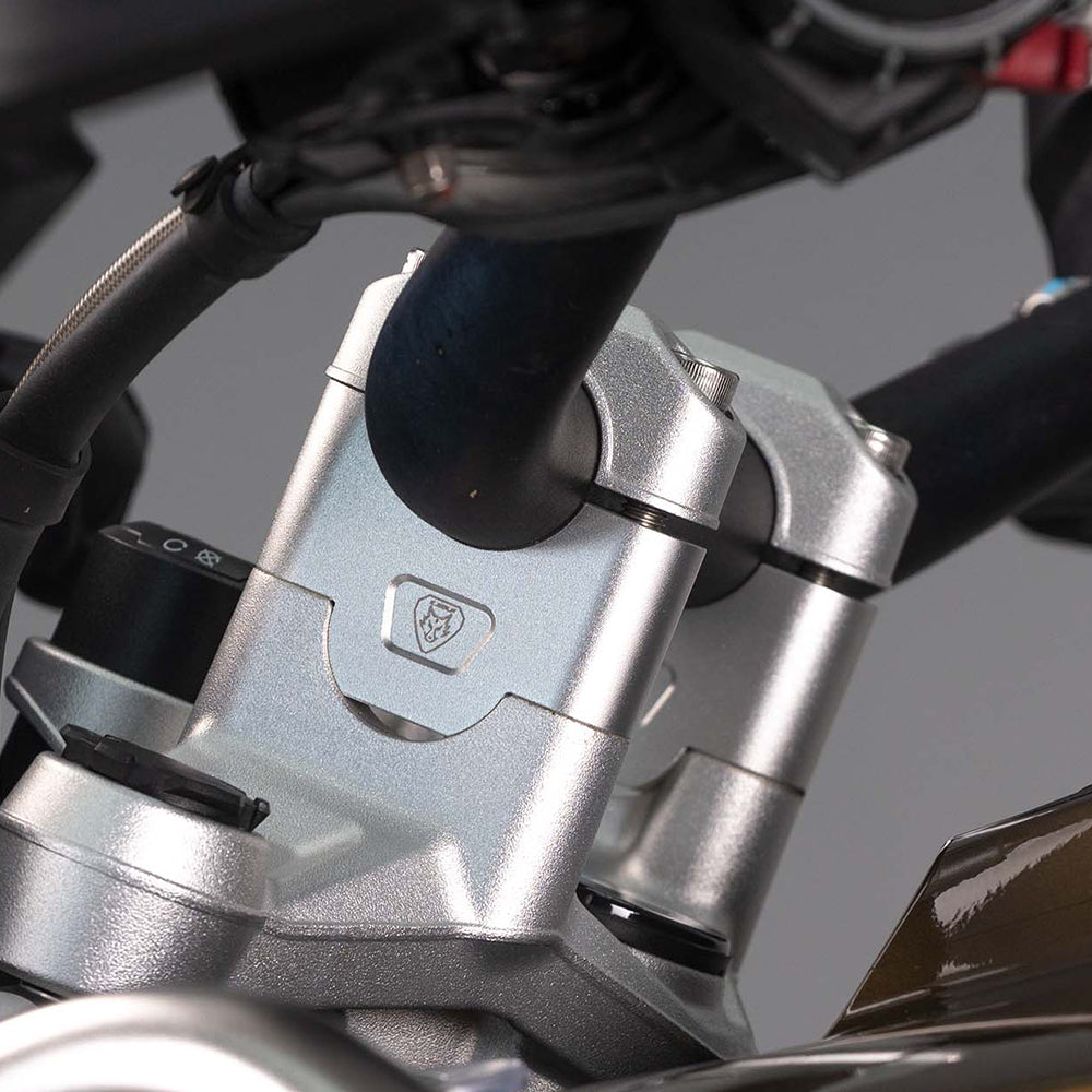 Elevadores de manillar instalados en BMW R1250GS